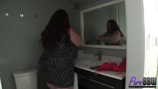 BBW Escort Shows Him A Great Time-0