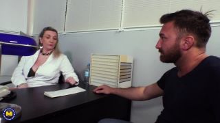 online clip 29 mature porn - mature - -0