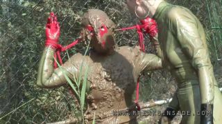 Freaksinside Seraphina And Mercedes Smoke.Rubber 3 Quick ...-1