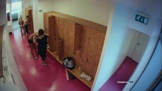 Online Tube Voyeur locker room - voyeur-1