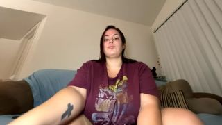 Handjob porn Shay Sights, Shay Milf welcomes new neighbor with blowjob-1