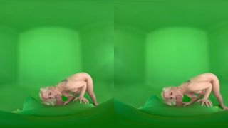 A Blonde Booty - Smartphone VR-2