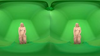 A Blonde Booty - Smartphone VR-5