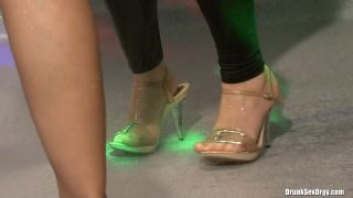 Intoxicated Group Sex Chaos: Kate Gol's Drunken Adventure-3