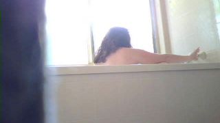 sister_in_bathroom-0