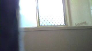 sister_in_bathroom-8