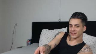 Me_and_my_boyfriend_on_webcam006065-1