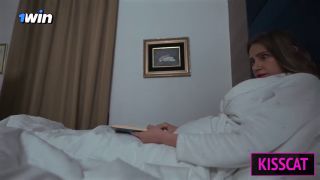 Big Tits Stepmom get Surprise Oral Creampie while Helps to Cum for Step Son in Share B...-2