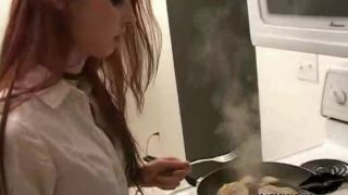 LizVicious tape024 v scene1 102206 divxFull 1 (mp4)-3
