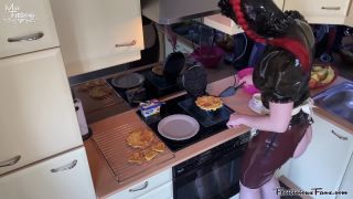 Latex Waffle Maid (part 2) Quick View Porn - New Sex Vide...-1