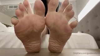 free xxx video 31 fishnet foot fetish goddessfendi 140420212082903422 watch me spit all over my soft soles and give you joi, feet on feet porn-1