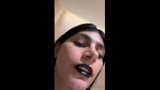 Mature Naked Mia Khalifa Chatting In Livestream Mia Khalifa-5
