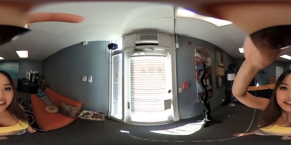 AstroDomina - LITTLE LUNCH IS SERVED - VIRTUAL REALITY (Fetish porn)