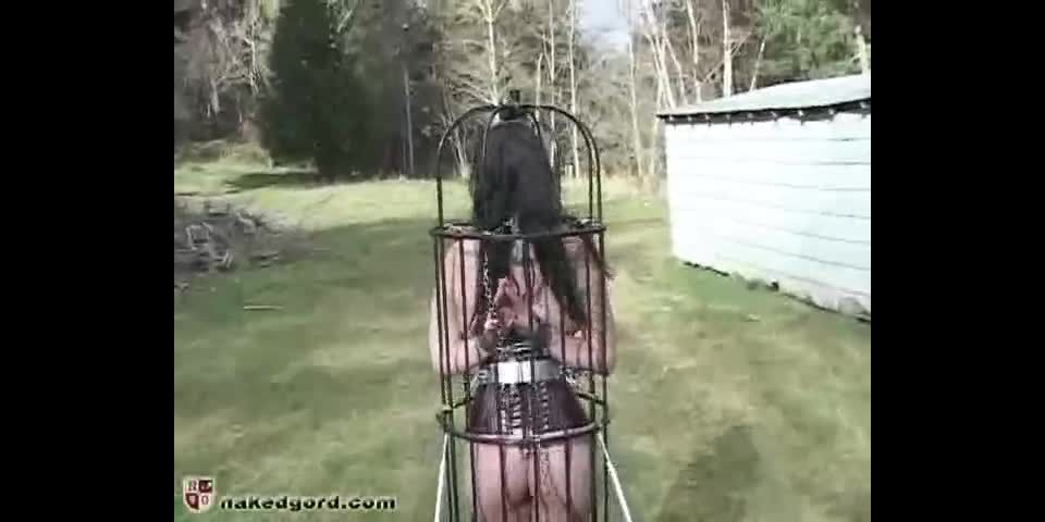 House of Gord18 10 05 Anastasia Pierce - Birdcage Truck (Scene)