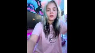 Blowjob porn Madi Collins, Sky Wonderland Vixen - Madi Collins And Sky Wonderland - Blonde Baddie Shares BF With Tiny Redheaded Bestie-9