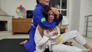 Catfight - Antonella vs Dany - Part 02-6