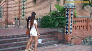 6225 Sexy Colombian Gold Digger Teen Gets Fucked By A Disable...-1