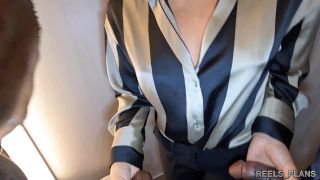 A Pretty French Girl Gets Anal Fucked In A Fitting Room By Two Of Her B-7