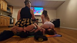 HONEYPOTPRODUCTIONS: "VIDEO GAMES WITH MY BESTIE" (1080 HD) (2025)-7