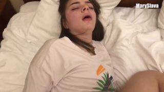 BROTHER CAUGHT SLUTTY STEP SISTER WHILE SHE WAS WATCHING PORN-6