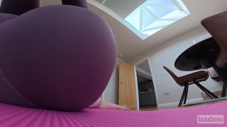 [K2S.CLUB] SashaCurves - Yoga With A Gassy Giantess - 4K 2160P-9