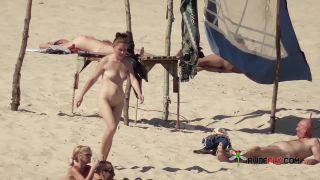 Nude Plage - Big Tit Strand fun POV Nudism-5