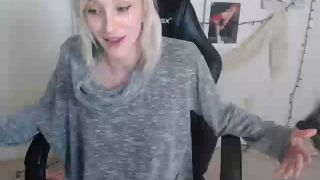 Intense Passion: Couples' Steamy Bedroom Action Night-9