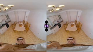 Mia Murkovski VR Porn UltraHD 4K Teen MegaWorld Sex Rift Viv-1