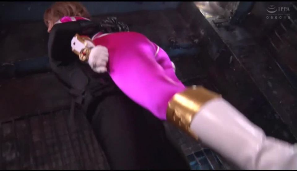 Saint Force Delta Episode 1: The fall of the saintly woman, Vacation to Doom GIGP-37_02.