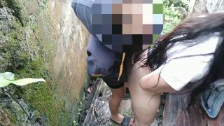 Risky Outdoor Sex ( We Almost Got Caught-6