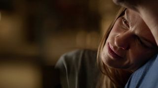 Hilary Swank - Away s01e01 (2020) HD 1080p!!!-2