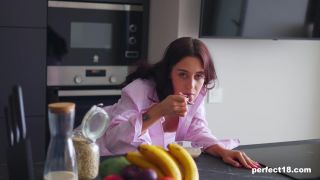 Fetish porn Honey Dory - Perfect 18 - Perfect  High Heels -1