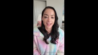 @ropebaby ropebaby-2021-01-05-2002380014-7