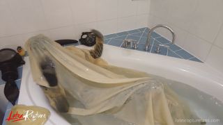 The rubber bath - wrapping.-7