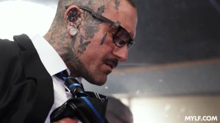 Entertainment Night Tips for Couples Exploring Together-2