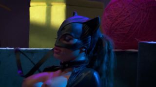 Catwoman porn madelyn marie and alexa nicole fuck two dud...-0