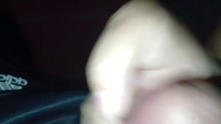 Desisexpornxxx - Masturbo de imprevisto a mi esposo hasta tener su semen en mis manos-9