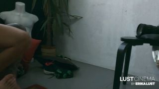 Dominatrix teaches how to obey roller derby on erika t le...-9