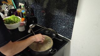 Home cooking - Грибной суп с салатом и говядиной-7