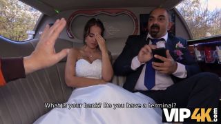 enticing bridetobe rocks out with injured guy before band.-2