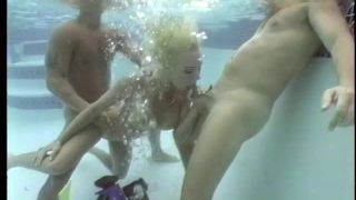 Sexunderwater.com- The Webb_s - Sex After the Video Shoot-0