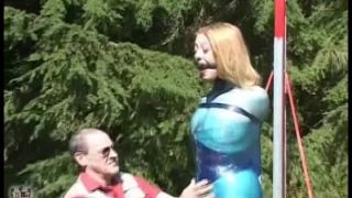 House of Gord18 08 10 Darling - Chick Wrapper (Scene)-1