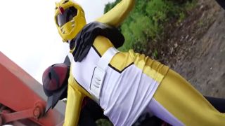 [SuperMisses.com] MSZ-12 Blame a Super Heroine With Special Attack: Beast Ranger -Beast Yellow (FHD ver.)-005-2