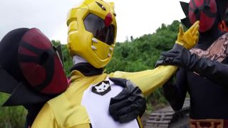 [SuperMisses.com] MSZ-12 Blame a Super Heroine With Special Attack: Beast Ranger -Beast Yellow (FHD ver.)-005-3