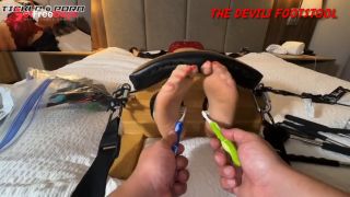 [Tickle.Porn] The Devils Footstool - Alisa Arches Nylon Tickles Alisa-4