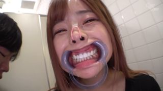 Big Breasted Gal's Face Collapses And She Has A Funny Face Orgasm (Funny porn) Tsubaki Rika-1