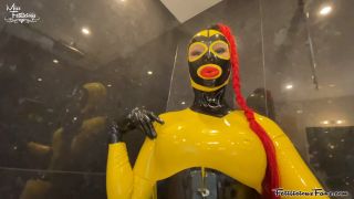 Latex Yellow Rubberdoll Download New Porn Video Fast Mode...-7
