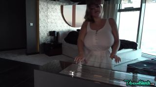 006229BigTitsBigBoobs-1