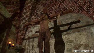 IR-044 Crucifixion-8