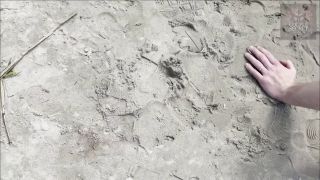 couplesecretxxx - SANDY HANDJOB at the BEACH OASIS she just leaves me hanging…-1